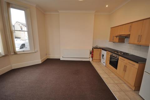 2 bedroom apartment to rent, Church Hill, Leamington Spa