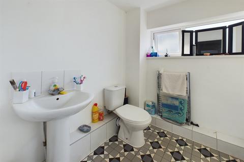 12 Staveley Walk, Ormesby, Middlesbrough, TS7 9JR