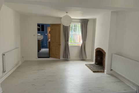 3 bedroom end of terrace house to rent, Beaconsfield Road, Woodbridge, IP12