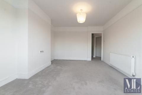 2 bedroom flat for sale, Cricklewood Lane, London NW2