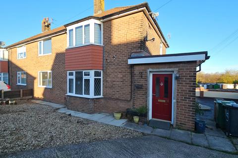 2 bedroom ground floor flat to rent, Wigan, Wigan WN6