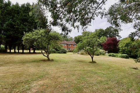 4 bedroom detached house for sale, Stubbs Wood, Amersham, HP6