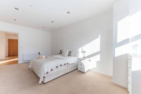 2 bedroom flat for sale, Northolt Road, South Harrow, Harrow, HA2