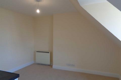 1 bedroom flat to rent, Pelham Road, Seaford