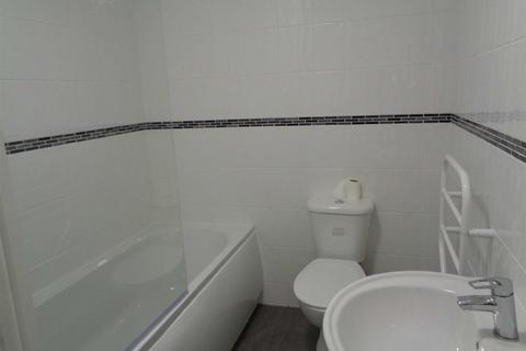 1 bedroom flat to rent, Pelham Road, Seaford