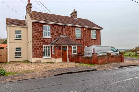 3 bedroom semi-detached house for sale, Thorpe Le Soken CO16