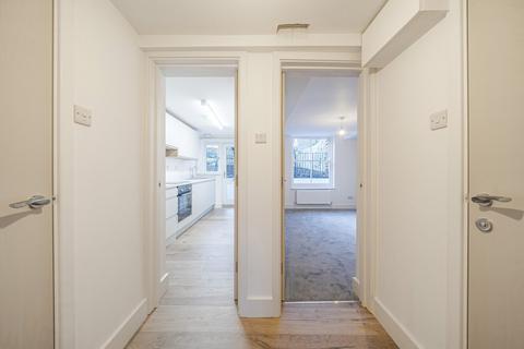 61b Gipsy Hill, London, SE19 1QH