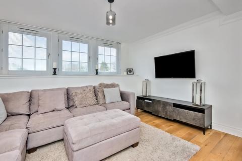 1 bedroom flat for sale, Flat 7, Osborne House, East Fergus Place, Kirkcaldy, KY1 1XE