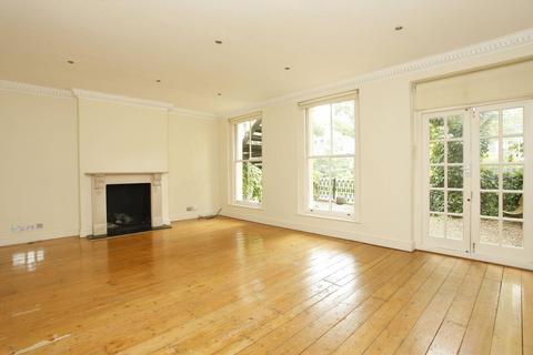 3 bedroom flat to rent, Warrington Crescent, Little Venice, London, W9