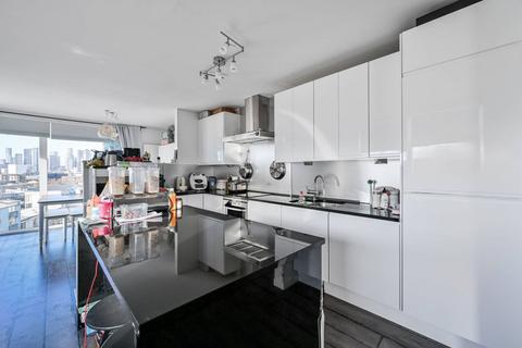 2 bedroom flat for sale, Farnsworth Court, Greenwich, London, SE10