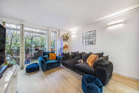 3 bedroom flat for sale, John Harrison Way, Greenwich, London, SE10