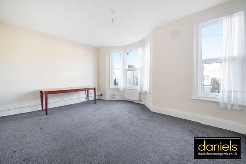 4 bedroom terraced house for sale, Rainham Road, Kensal Green, London, NW10