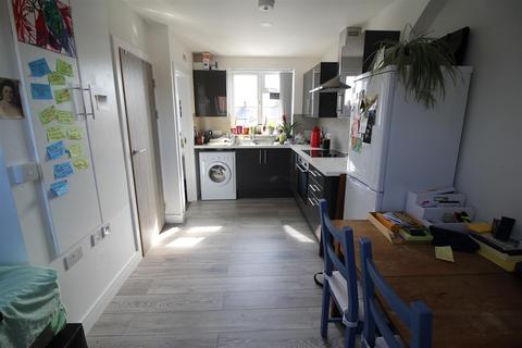 Studio to rent, Studio - Cathays - Inc WIFI