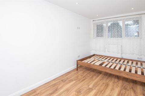 1 bedroom in a house share to rent, Dalvina Place, Hodge Lea