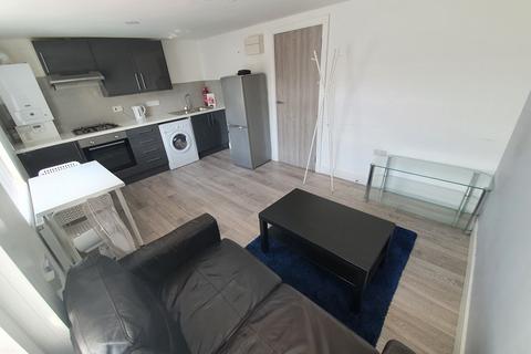 1 bedroom flat to rent, Flat 3, 30 Russell Street