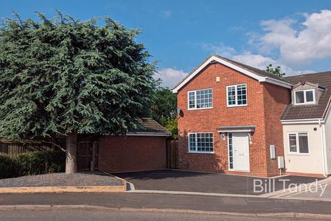29 Yew Tree Avenue, Lichfield, WS14 9UA