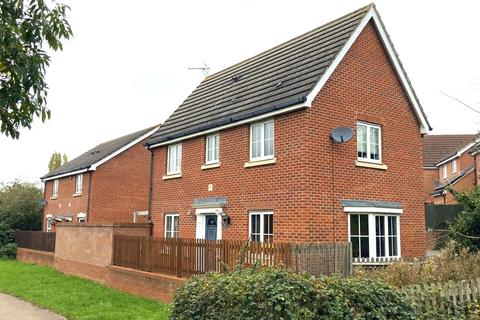 3 bedroom detached house for sale, Goosander Road, Stowmarket IP14