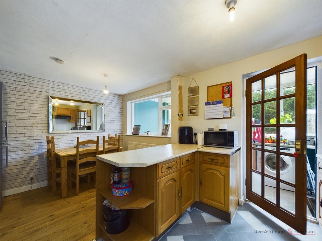 Kitchen/Dining Room