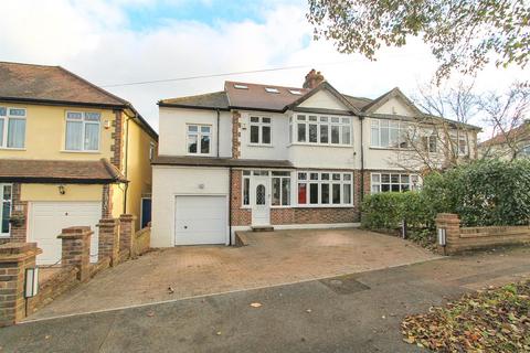 37 Prior Avenue, Sutton, SM2 5HY