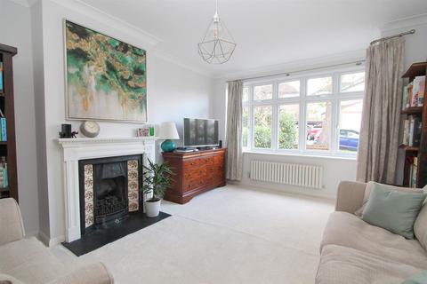 37 Prior Avenue, Sutton, SM2 5HY
