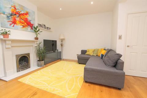 37 Prior Avenue, Sutton, SM2 5HY