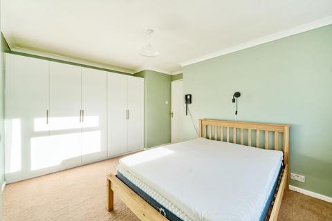 26 Berkeley Close, Stroud, GL5 4SA