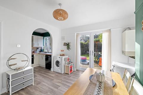 12 Crabble Close, Dover, CT17 0LX