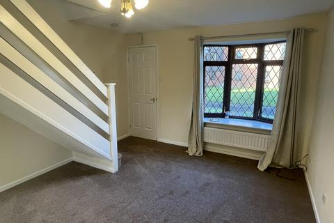 2 bedroom end of terrace house to rent, Sanders Road, Bromsgrove B61