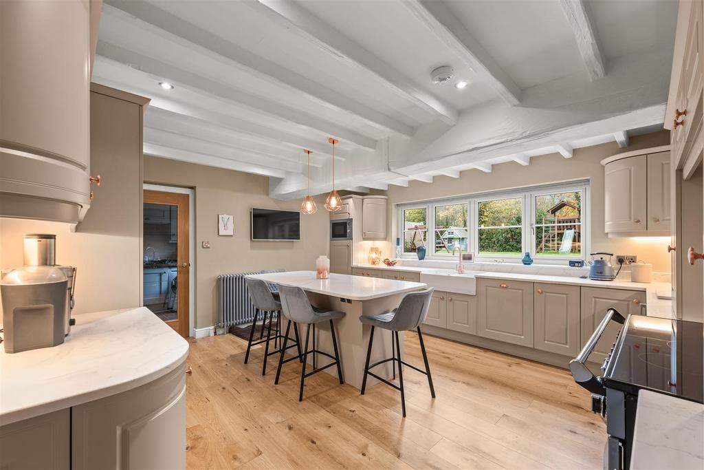 Open plan dining kitchen