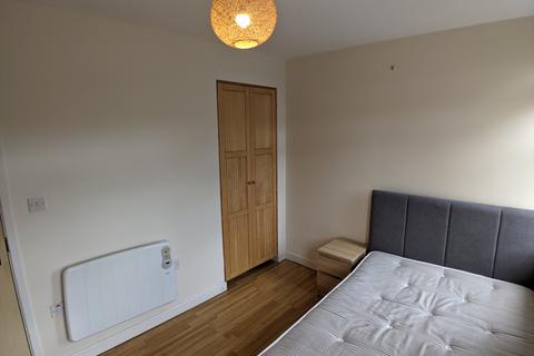 3 bedroom flat to rent, Barlow Moor Road, Manchester M20