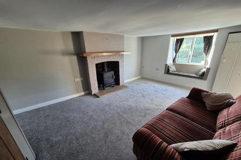 2 bedroom terraced house for sale, 4 Broadway, TA16