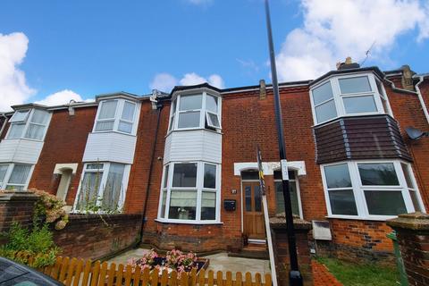 3 bedroom terraced house to rent, Avenue Road, Southampton SO14