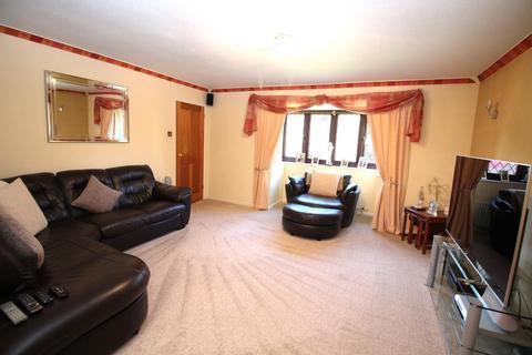 4 bedroom detached house for sale, Lavender Close, Thornbury