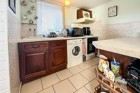 2 bedroom semi-detached house for sale, Middle Road, Southampton