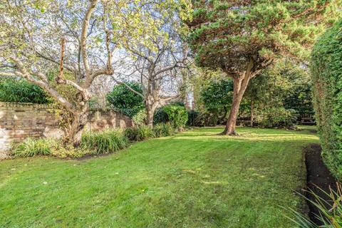 Flat 4, 19 Wimbledon Park Road, London, SW18 1LU