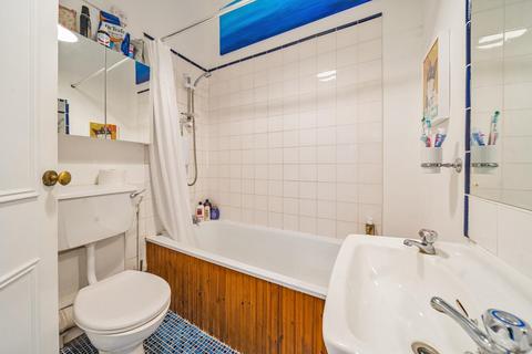Flat 4, 19 Wimbledon Park Road, London, SW18 1LU