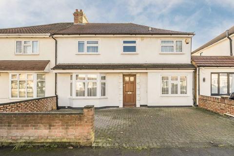 5 bedroom house for sale, Costons Avenue, Greenford UB6