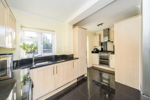 5 bedroom house for sale, Costons Avenue, Greenford UB6