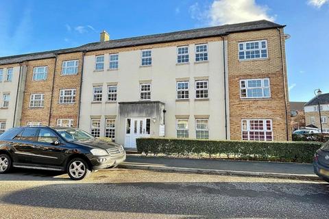 2 bedroom flat to rent, Finney Drive, Grange Park, NN4