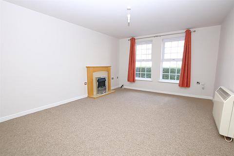 2 bedroom flat to rent, Finney Drive, Grange Park, NN4