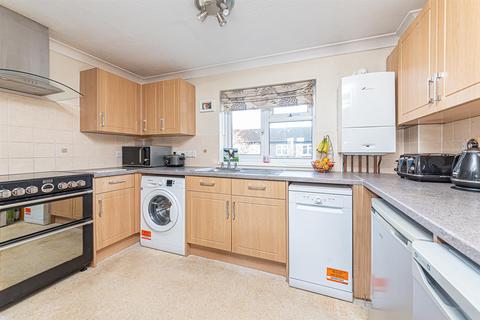 2 bedroom apartment for sale, Heron Wood Road, Aldershot GU12