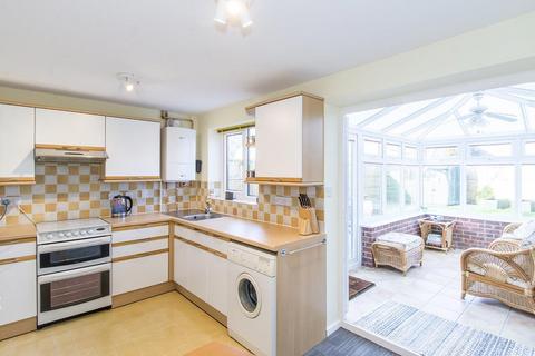 3 bedroom semi-detached house for sale, Edinburgh Close, Market Harborough