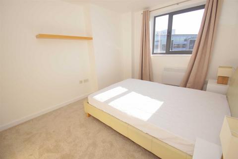 1 bedroom apartment to rent, Velocity East, City Walk, Leeds