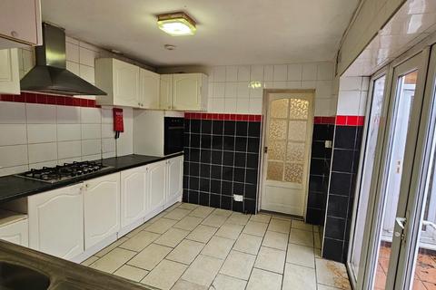 32 Repton Road, Birmingham, B9 5UP