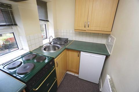 Studio to rent, 112 Chorley Street, Bolton BL1