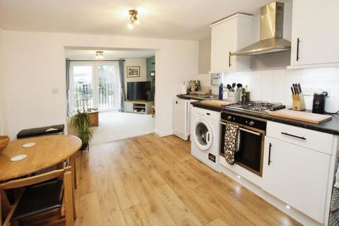 2 bedroom flat to rent, St. Georges Road, Bristol BS31