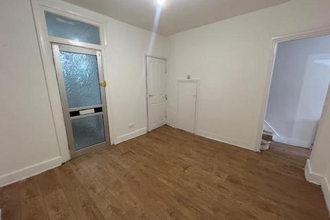 3 bedroom house to rent, Felixstowe Road, Edmonton