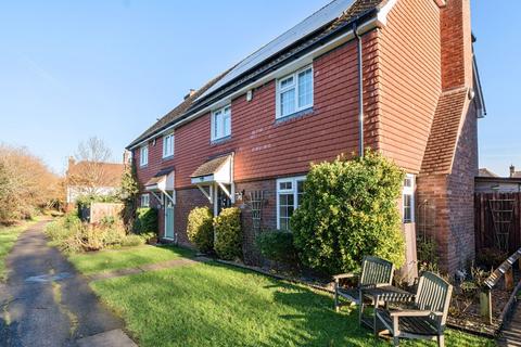 3 bedroom semi-detached house for sale, Berrall Way, Billingshurst, West Sussex