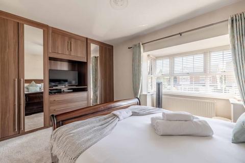 3 Southwold Spur, Slough, SL3 8XX