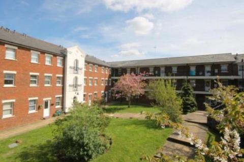 1 bedroom apartment to rent, Birchett Road, Hants GU11